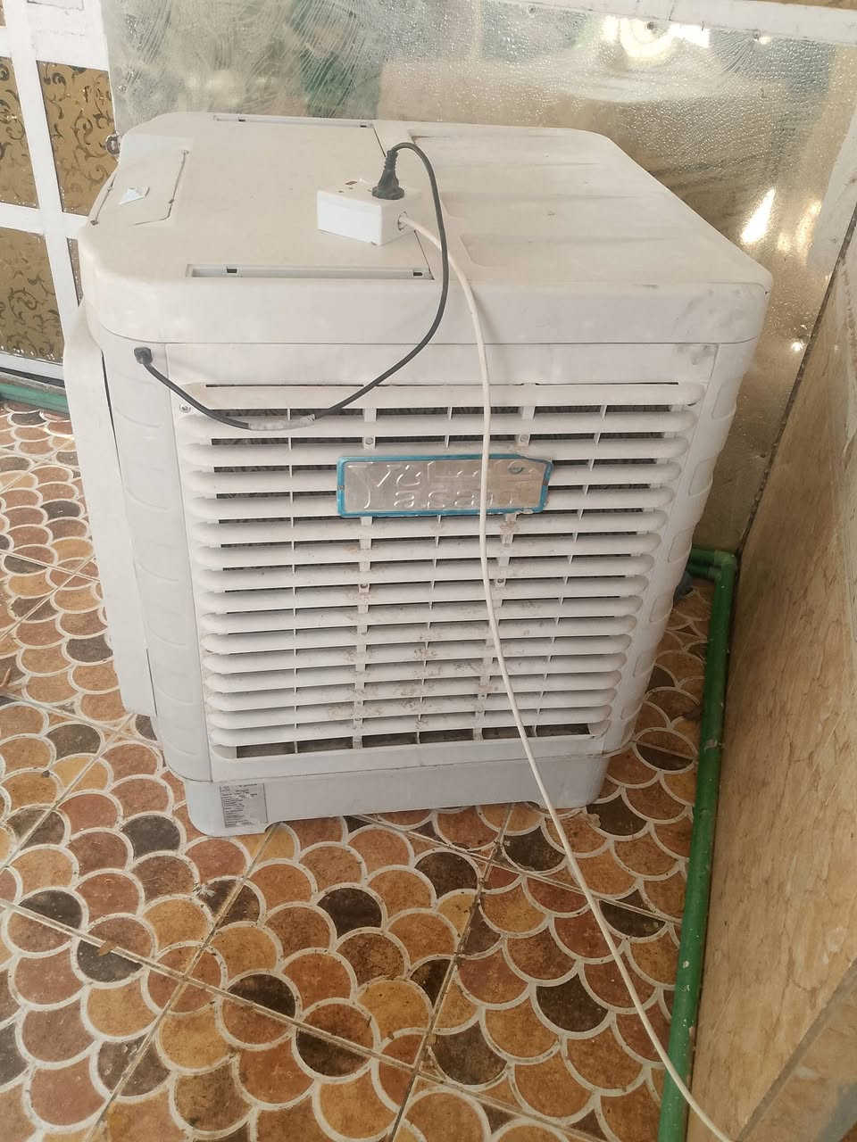 مبردة حجم كبير شرط شغل جاهزة ***********
