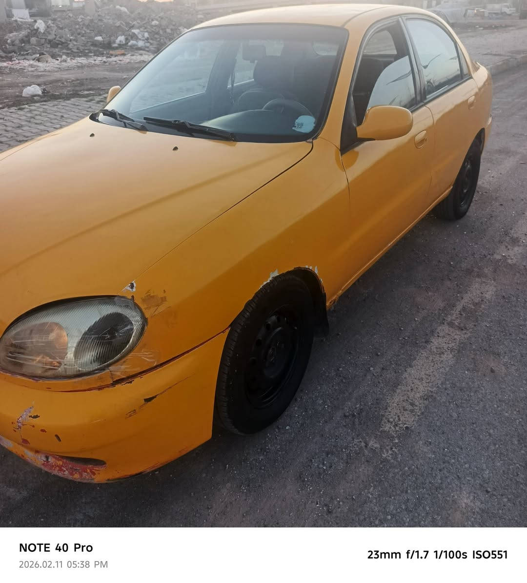 السلام عليكم سياره دايو لينوس للبيع المحرك فيي خيط بخار جير شرط   موديل 2000 داخل نظيف وحلو كهربائيات كله شغال شرط الوكاله الوكيل الاول جيراني دفتر بنزين موجود نقابه صفر وصولات كامل موجوده سنويه ساقط كورتوني ساقط شرط الوكاله والتحويل السعر 22 وبيها مجال للشراي العنوان كركوك واللي يريد يتصل على رقم الموبايل***********
