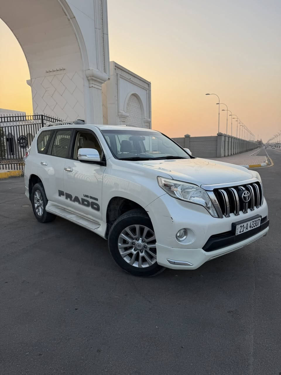 برادو 2016 EX.R
دبل تانكي 
سياره كفاله ماعده بارد شبر بالجنطه والسونار مالته موجود بالصوره 
سعره ٣١٠$
العنوان كربلاء 
***********
***********
