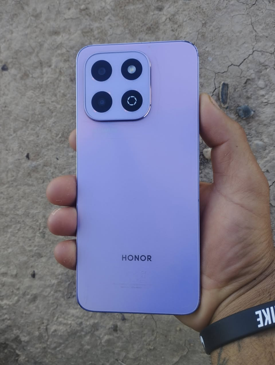 شباب سلام عليكم هونر6بي 265سعر75     
***********
