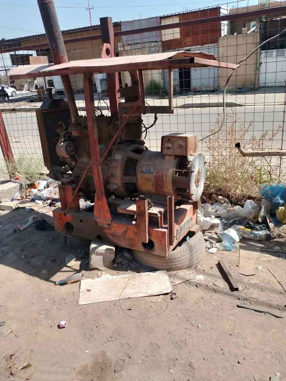 مولد 3 فيز 24 كيفي ايطالي 3 بستم
ماكنة لحيم قادسيه هندر 
كتر 10 حصان طكتين 
سعر 22 ورقه 
رقم تلفون ***********
