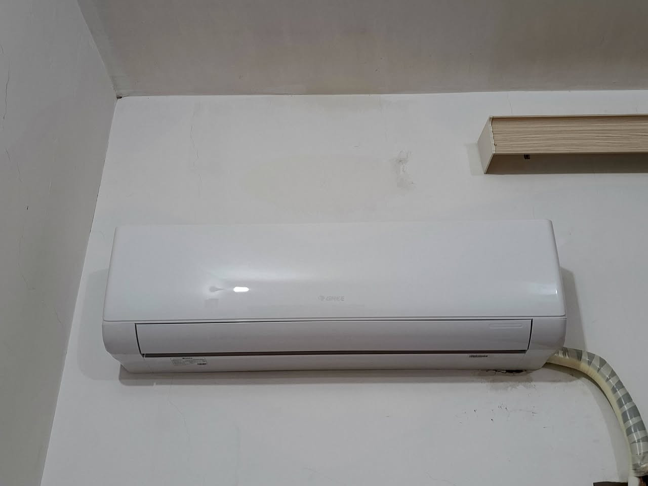 عمل اليوم 
ورشه أبو صكر 
عمل اليوم في بعقوبة شارع الطابو 
ورشه أبو صكر//نصب وصيانة كافة أجهزة التبريد
توجد صيانه موقعية 
العنوان //ديالى بعقوبة المجمع الصناعي 
هاتف //***********
