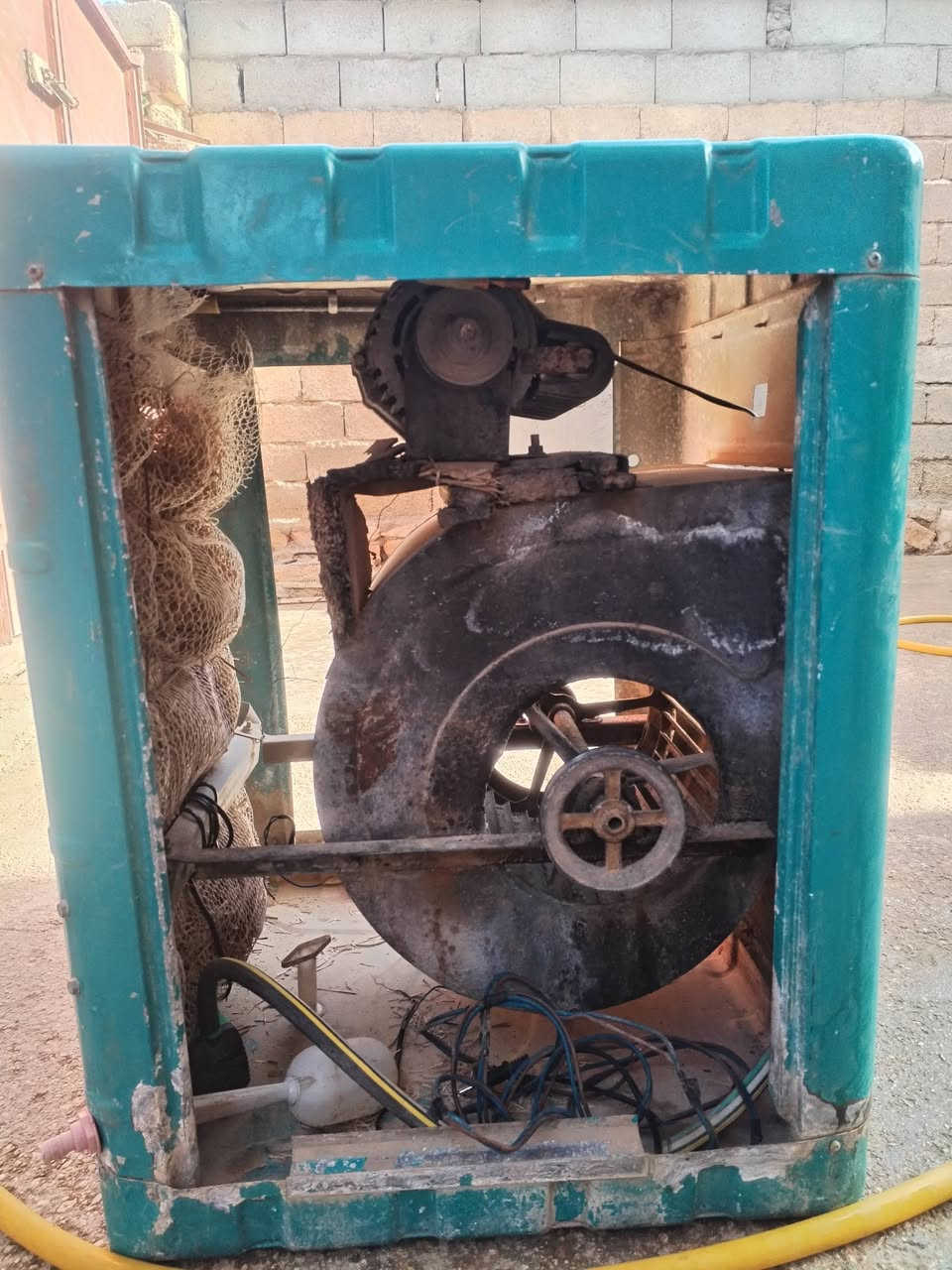 السلام عليكم كشر مبرده واحد ونص للبيع ابيعها بلي يحبه الله محتاجه فلوس والله كلشي مابيها بس يعوزها ماطور كامله يوب وغطاس يعوزها شي


**إذا كنت صاحب هذا الإعلان وتريد حذفه لأي سبب، رجاءا أرسل رسالة إلى الدعم الفني**