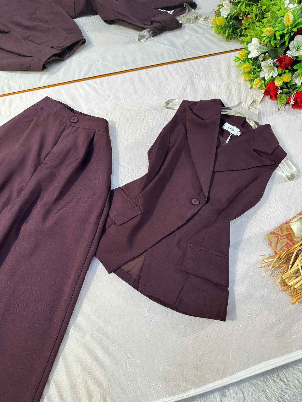 فصالات متعددة من قطع ملابس عليهم تخفيظ وتوصيل مجاني 
علقي تم على اي موديل تحبي يصلج السعر🥰♥️


**إذا كنت صاحب هذا الإعلان وتريد حذفه لأي سبب، رجاءا أرسل رسالة إلى الدعم الفني**