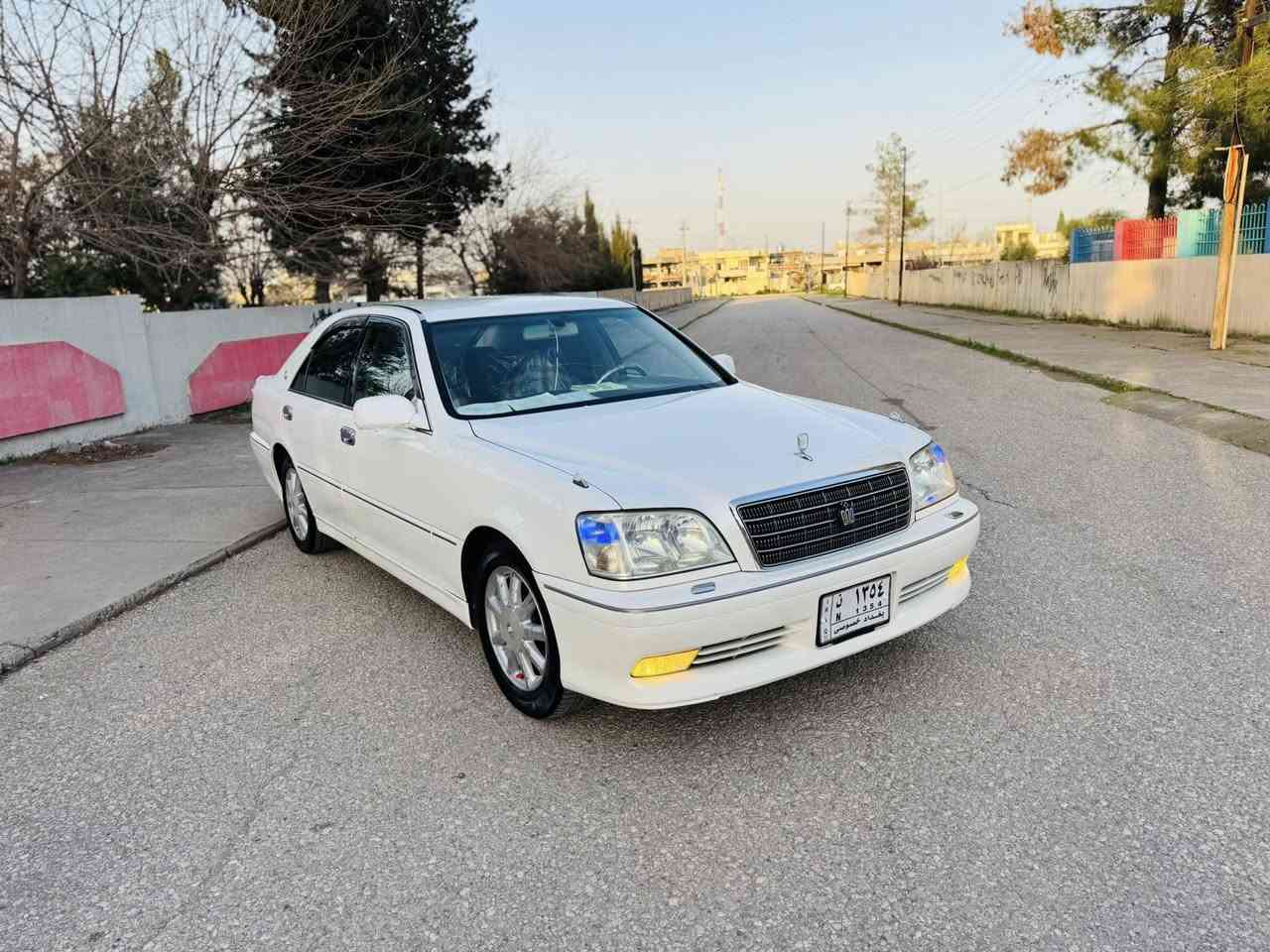 بەناوی خوای گەورە
مەلیکە ساق 
2003
دیفۆر بجوک171
ناوزەرد 
دوو دگمەی پەردە 
پیشو دوا کریستال 
یەک پارەجە بۆیاخ 
کامل جایزە سەیارەکە بی نوقسانی 
بەشەرتی هەموو شتیک 
ناونیشان شارەزوور هەلبجەی تازە 
سعری62ماعمەلەیکی برایانە
ژم ***********
فایبەر وەتساپی لەسەرە
