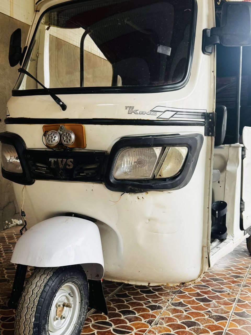 تكتك TVS موديل 2021 رقم وسنويه
تكتك مفتوحه وبيه ضرب بالغد 
الضربه مو قويه كلش 
السعر 5200 وبيه مجال
مكاني بابل الحمزه الغربي 

***********

0786 497 6098
