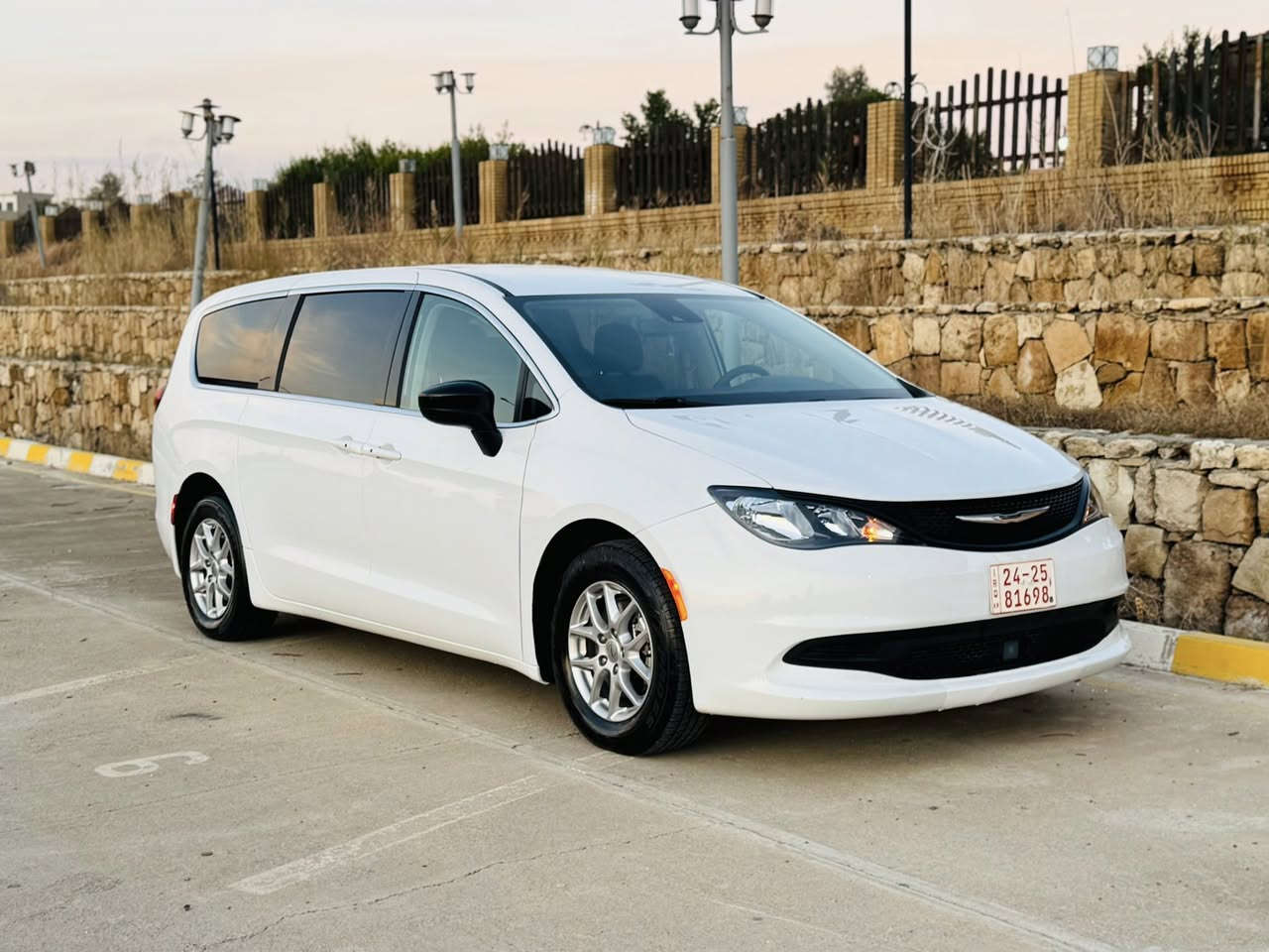 كرايسلر باسفيكا ( فيوجر )
موديل 2024 

محرك  3.6 بنزين

ماشية 25 الف ميل 

بصمه

ابواب بصمه

ابواب كهربائي تحكم كنترول

كشن هيتر

ستيرن هيتر

صندوق شفط

شاشه كبير

رادار

صور التقرير بالمنشور بدون حادث 

بدون دواخل بدون ارباك 

جامرلغ و باب صبغ امريكا 

بدون رقم تترقم شمالي

مكان السياره كركوك 

السعر// 205

***********
