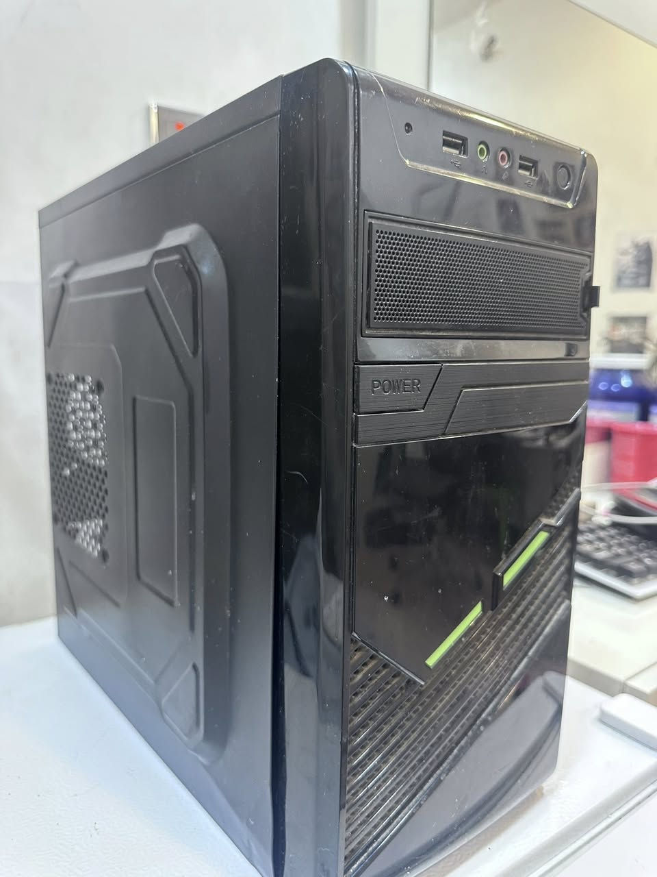 حاسبة سستم
مواصفات
Core i5 جيل الرابع
كرت الشاشة 1050ti 4g
Ssd 256g
للبيع
سعر ٢٣٠ الف
***********
