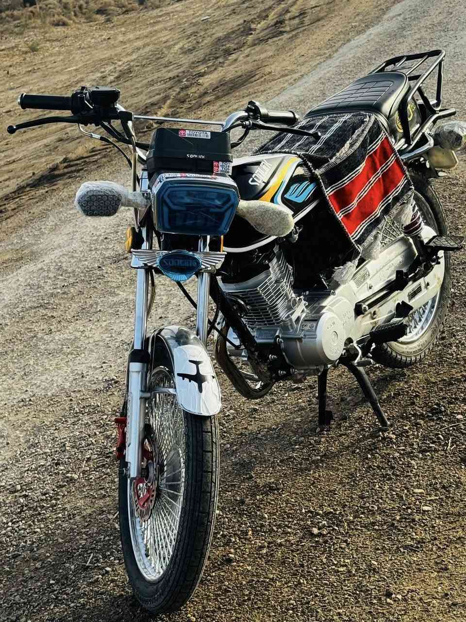 سلام عليكم دراجه تايكر للبيع موديل 25 كفاله عامه كله ع بلاد ما عده دشبول مبدل سعر 725 وبيها مجال بسيط اللاستفسار ***********
