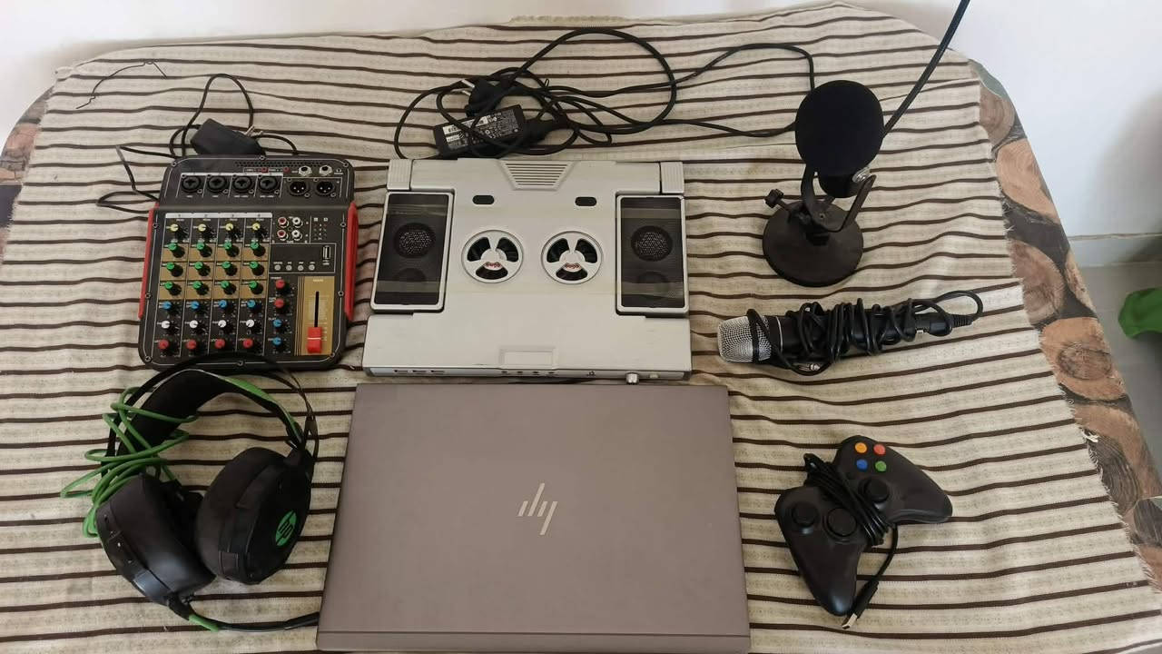 لابتوب hp شاشه لمس واضائه كيبورد, النضافه 100% وبطاريه 100% مناسب للالعاب والبرامج القويه
المواصفات
hp zbook 15u G6
معالج coi7 من الجيل الثامن
كارت شاشه منفصل 4GB نوع
 amd radeon pro wx 3200
الرامات 32GB
هارد 500GB ssd

(***********)
