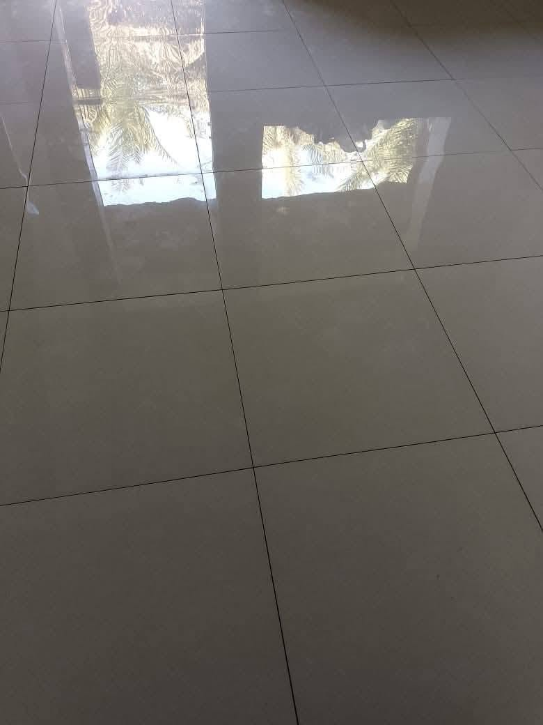 السلام عليكم كادر سيراميك وبورسلين ومرمر متواجد حاليا في البصره وتس ***********
