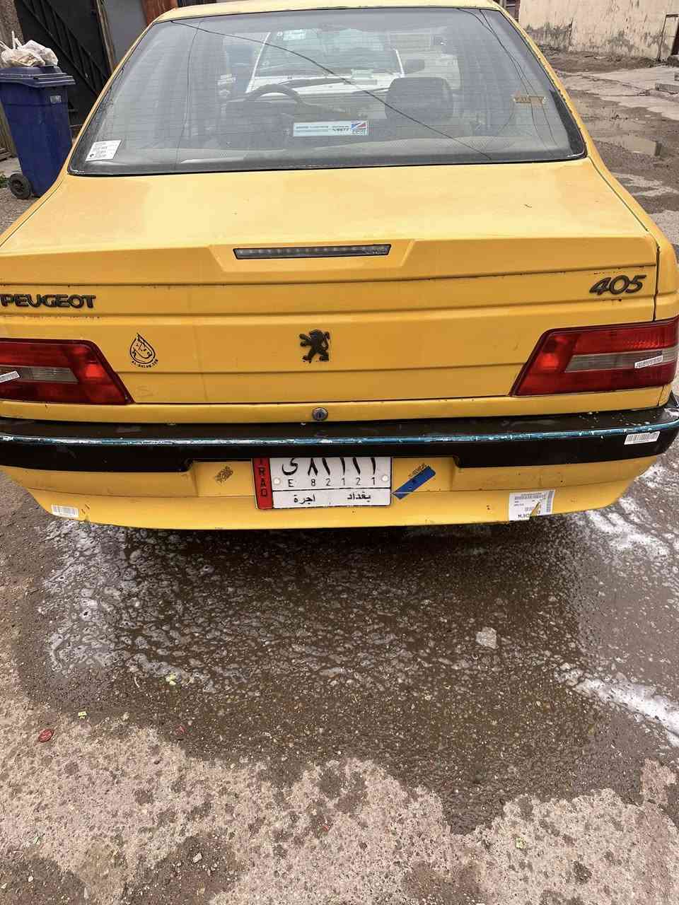 السلام عليكم
بيجو لميس 2013 بسمي باقيه بس بصمه مصفره هيئه وغرامات 
تستلم رقم إنكليزي 
كير مكينه مكفولات تخم تاير 
السعر 32 
العنوان بغداد 
رقم الهاتف ***********
