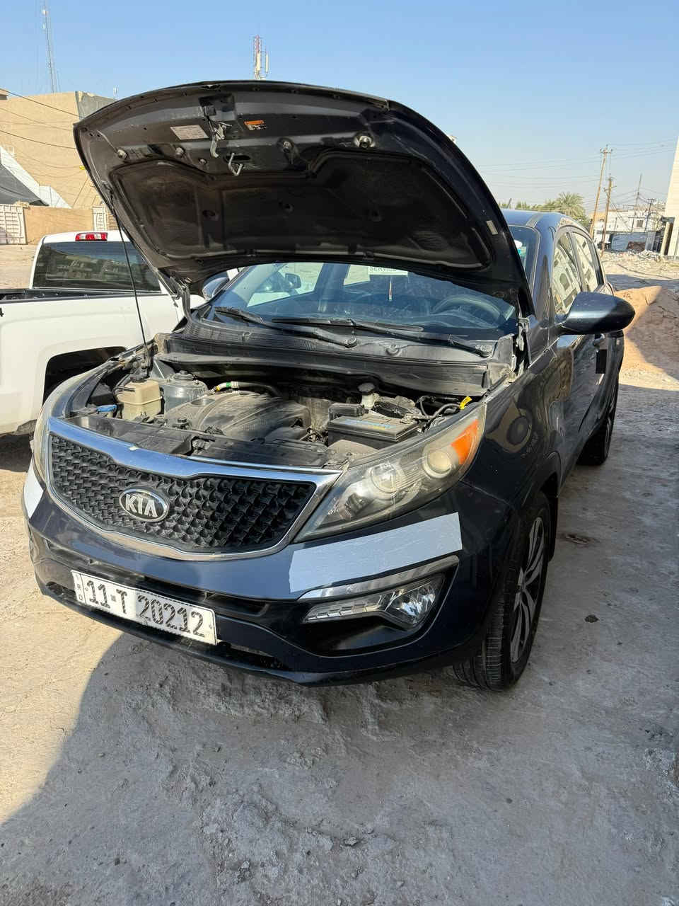 السلام عليكم عندي سبورتج موديل ٢٠١٦للبيع وارد امريكي السياره حادثها قطعتين باب السايق والي بصفه السياره خير من الله محرك 2400gdi شاشه كامره فول تحكم ستيرن وتبريد منضومه جديده
رقم السياره حلو وتحويل مباشر مكان السياره بغداد المنصور للاستفسار:***********
السعر ١٣٢ وقابل للتفاوض.
