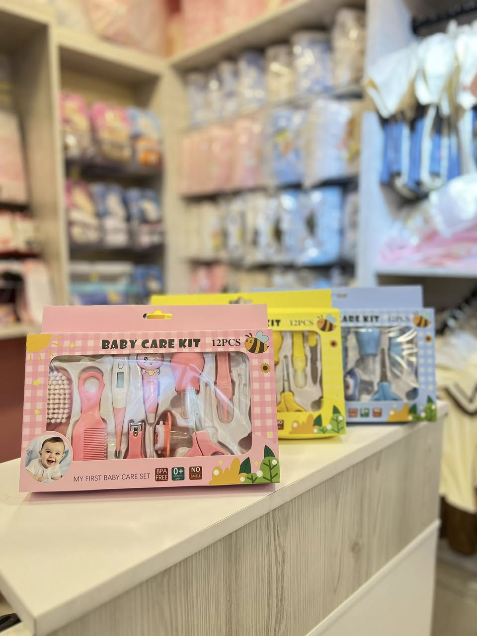 ✨ لأن طفلك يستاهل عناية كاملة 🤍
وفرنالكِ سيت العناية بالبيبي 12 قطعة 👶🧸
كلشي تحتاجيه بمكان واحد:
فرشاة، مقص، قصاصة، ميزان حرارة وأكثر ✨

💗 آمن ولطيف على بشرة الطفل
💗 عملي وسهل الاستخدام
💗 مناسب من أول يوم للبيبي

💰 السعر: 15 ألف فقط
📦 متوفر بعدة ألوان (وردي، أزرق، أصفر)

📩 للحجز والاستفسار دايركت


**إذا كنت صاحب هذا الإعلان وتريد حذفه لأي سبب، رجاءا أرسل رسالة إلى الدعم الفني**