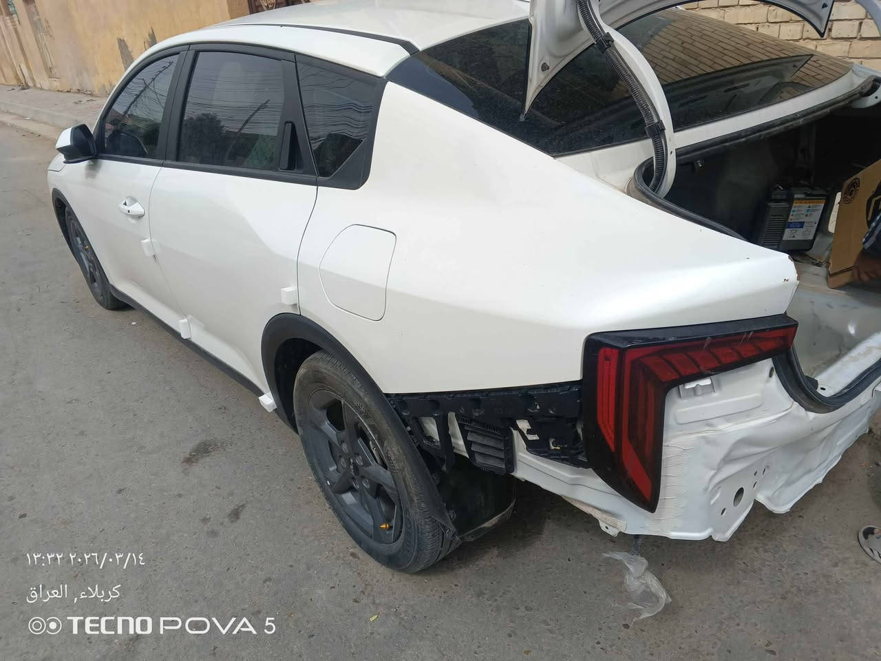 كيا كي 4 موديل 25 دخول جديد مصالحه وجاهزه فقط صبغ مكان الحادث مرفق مع الصور للاستفسار اكثر اتصل او راسلنا على واتساب *********** كربلاء, العراق
