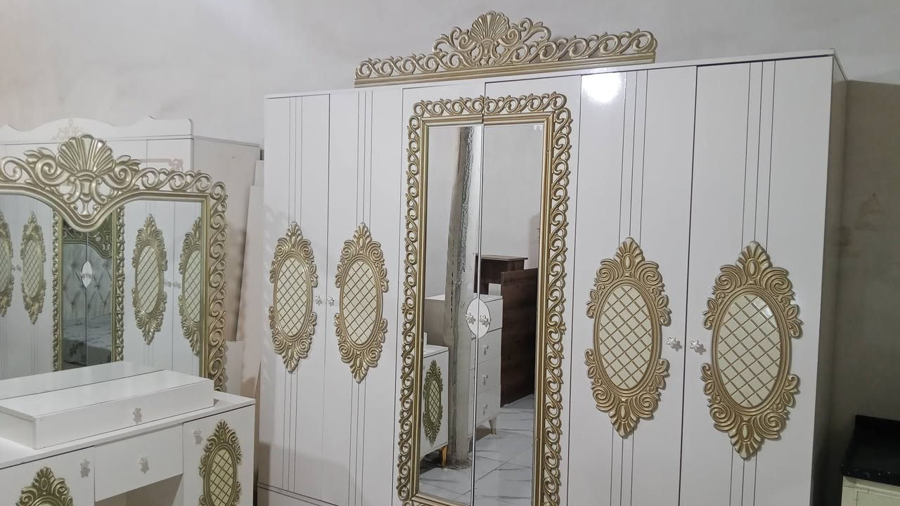 غرفة نوم ملكية سعر 550 الشراي يتصل واتساب ***********
