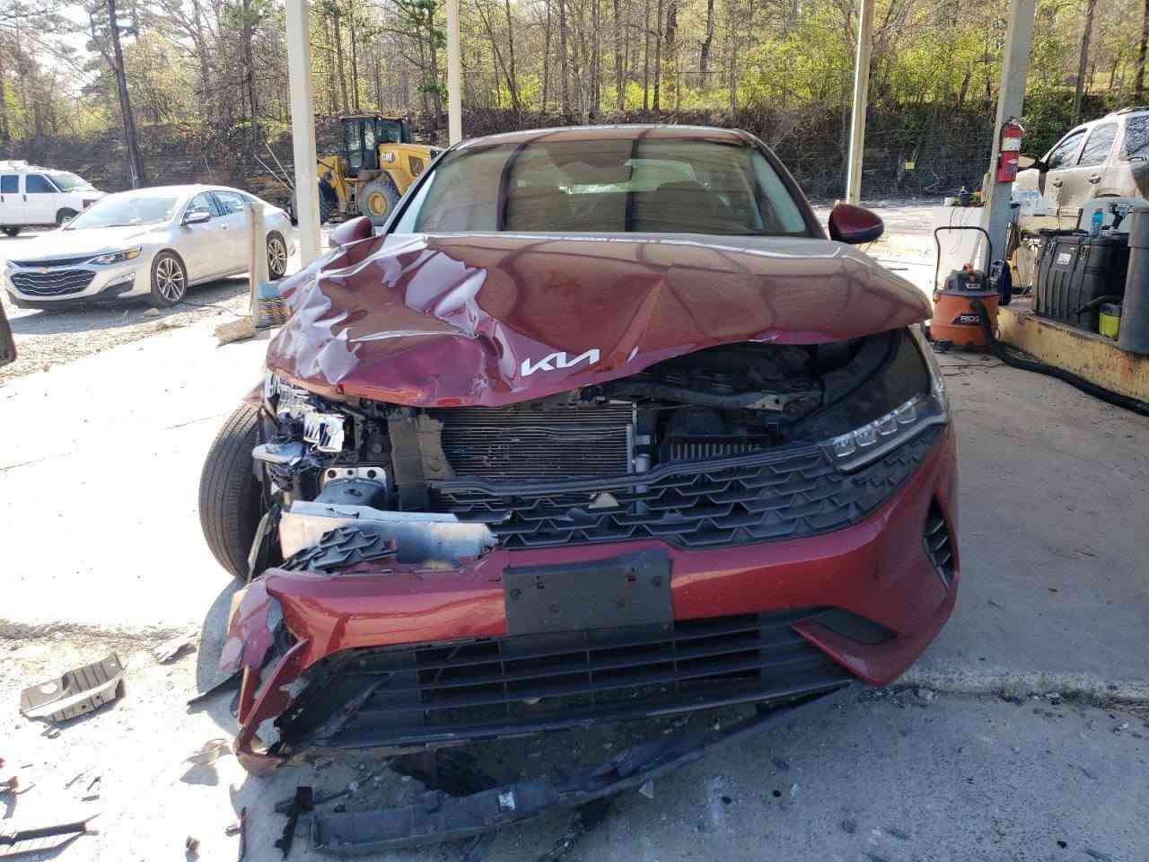 كيا K5 2023 
فول مواصفات💯
🔧 محرك 1600 تيربو
🔘 بصمة تشغيل
🛣️ قيادة ذاتية على الخطوط السريعة
🅿️ هاند بريك بصمة
🚀 تشغيل عن بعد
🎯 مثبت سرعة
⚙️ نظام ABS
🛑 مانع انزلاق
📟 حساسات ضغط الإطارات
💡 بك لايت LED
🖥️ شاشة
📷 كاميرا دوارة
📡 شحن لاسلكي
⚠️ شاشة أعطال
🛞 ويل كروم لونين
📡 رادار جانبي + أمامي + خلفي
👁️ مراقبة النقطة العمياء
🛣️ رادار الخطوط البيضاء
💡 لايتات 3 عدسات
🚗 أنظمة قيادة (ECO + SPORT + SMART + NORMAL)
🔊 بلوتوث + AUX + USB
🎮 تحكم ستيرن كامل
⚙️ كير أوتوماتيك + عادي
🛑 أوتو بريك
🗺️ نظام ملاحة
💡 LED + زينون
🔄 توقف ذاتي عند الرجوع
📦 صندوق بصمة
🛞 تخم تايرات جديد
🅿️ AUTO HOLD
🏎️ تصميم خارجي رياضي
💡 مصابيح خلفية LED
🌫️ مصابيح ضباب LED
⚠️ الحادث: بنيد تبديل فقط
📄 رقم بصرة (معوقين سنتين وتصبح حرة)

مكان تواجد السيارة: البصرة 
رقم صاحب السيارة: ***********
