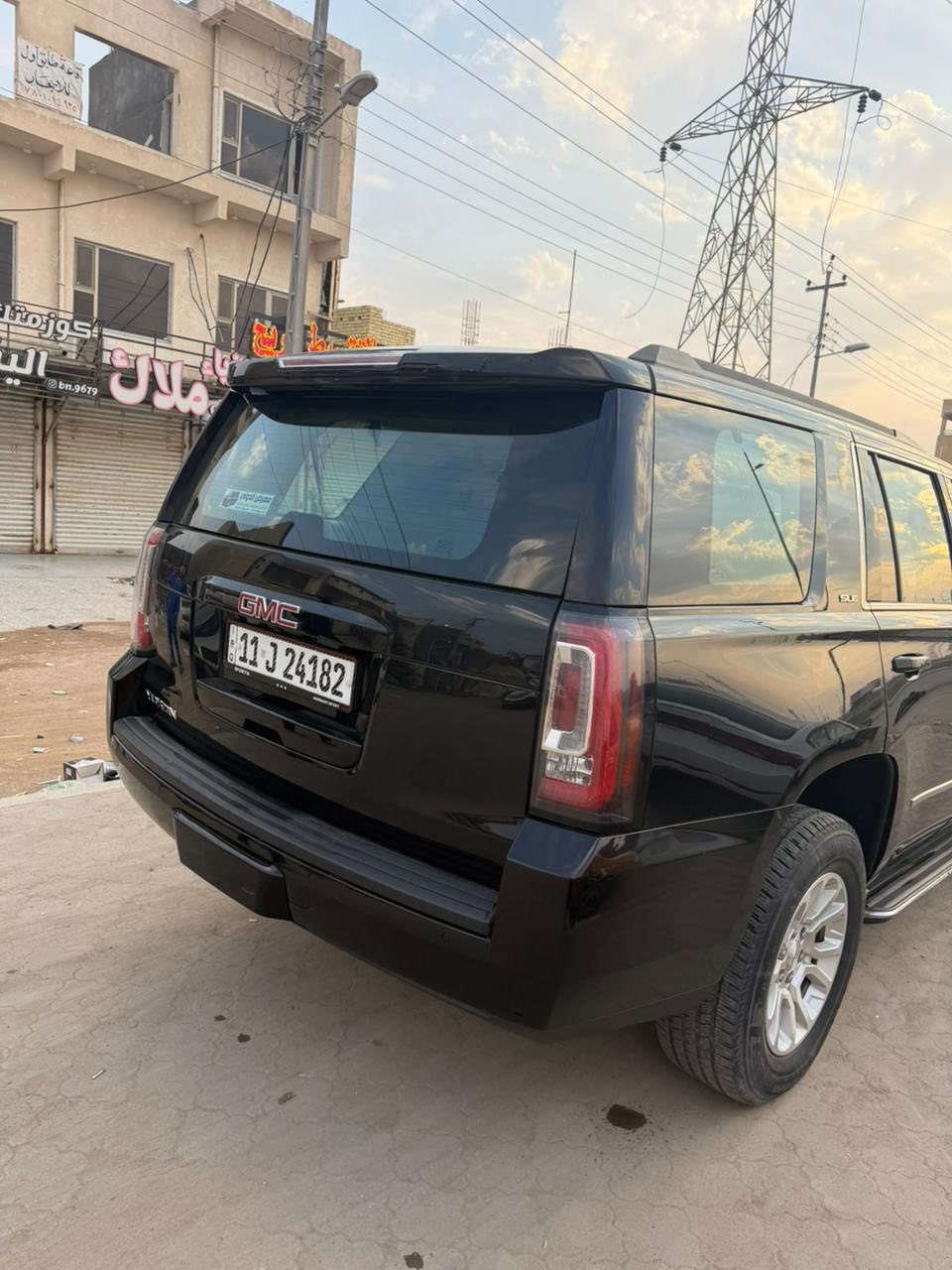 GMC موديل 2020 
كفاله سياره 
رقم بغداد تحول ثاني يوم 
 SLE 
سياره ماشي 150 
سياره جديده ما ناقصها شي 
عنوان سياره البصره شط العرب قرب جسر خالد 
سياره بسمي 
سعر 385 وبيها مجال للشراي 
رقم الهاتف ***********
