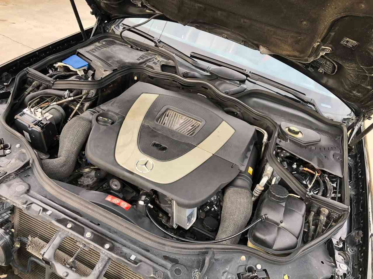 سلاموعليك بۆ فرۆشتن مارسیدس E350 ساغ ساخ سەیارەکە دوبەیە مۆدێل 2009 زۆر پاکە تەنها بستئك بۆیاخی ئەوروپای هەیە 
گؤرينؤش دةكةم بةدلم بيت 
***********
لەکەلارم
