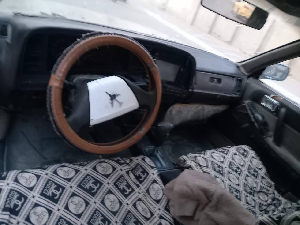 هارتوب كراون مديل ٩٠ مشروع وطني مكينه وكير مكفوله سنويه ٢٨ جاهزه من كلشي سعر ٢٥ وبيه مجال مكاني كربلاء ***********
