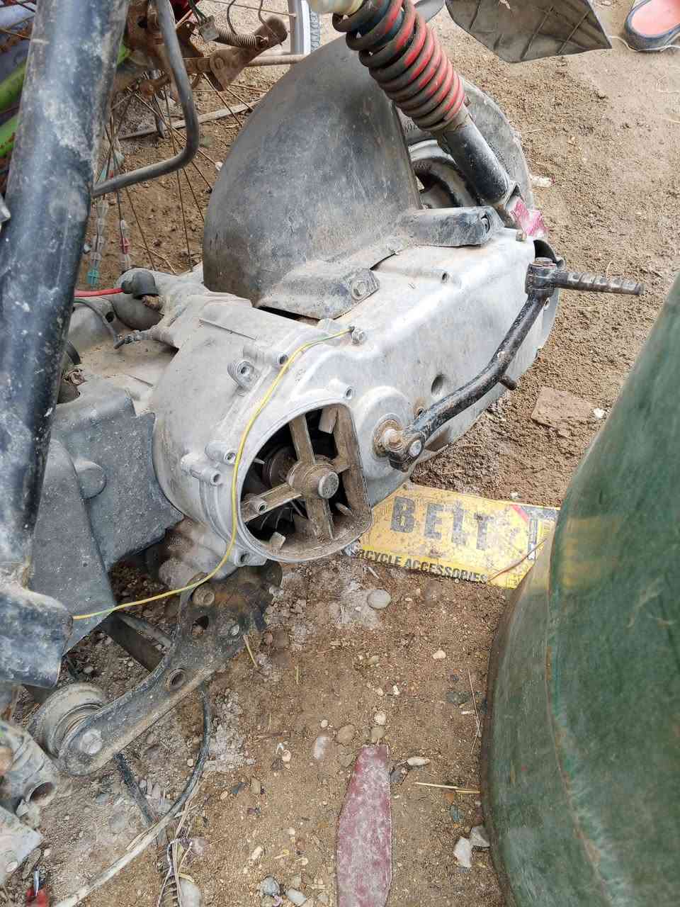 السلام عليكم مكينة دراجة ماكس عدله للبيع عوزه تجفيت مكان كربلاء قرب سيطرة  الابراهيميه للستفسار ***********
