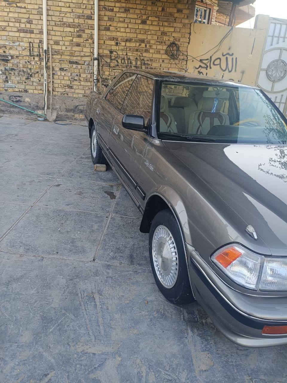 للبيع سيارة كراون هارتوب
-الموديل 1994
-رقم بابل دولي جديد
-السيارة مكفولة من الضربة والكص ونقل الجثة
-تبريد شغال
-سيارة جاهزه من كل شي حداديه جديده كهربائيات محرك وكير وتخم تاير 
-السيارة باسم راعيها مباشر
-مكان السيارة النجف الاشرف
-بقية التفاصيل تواصل مع صاحب السياره ***********

