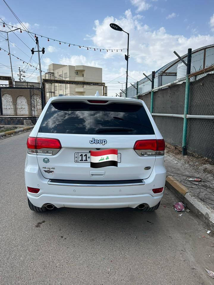 جيب اوفر لاند فول 1/1
الموديل 2021  (خليجي) . وكالت هارلم السياره 

اللون: ابيض 

المحرك : V6.  3.6L . 

العداد : 35000ميل

المواصفات:

*داخل قرميدي 

* دفع رباعي 4x4 . 

* رادار جانبي مع مانع تصادم .

* تحذير الخروج عن المسار 

* تحذير النقطة عمياء 

* شاشات خلفية . 3

*داخل جملي قرميدي المميز 

* نظام الاسطفاف الآلي (اوتو بارك) .

* ويل قياس 20 انج .

* سقف بانوراما . 

* شاشه كبيرة 8.4 انج . 

* نظام الخرائط (GPS) .

* نظام التعليق هوائي (جكات) . 

* ستيرن كهربائي . 

* المصابيح الأمامية زنون .

* كشافات الضباب زنون .     

* تشغيل عن بعد .

* صندوق كهربائي .

* حفظ وضعيات الجلوس (ميموري) . 

* المقاعد الأمامية كهربائية .

* المقاعد الأمامية تبريد وتدفئة .

* المقاعد الخلفية تدفئة .

* مشغل اقراص CD/DVD . 

* سستم صوت هارمون كوردون . 

* حساسات أمامية

* حساسات خلفية . 

* كاميرا خلفية .

* تدفئة ستيرن . 

* بخاخ ماء على المصابيح الامامي.

* المرايا الجانبية قابلة للطي .

* مرايا متحسسه للضوء العالي . 

* مانع تصادم خلفي .

* بلوتوث تلفون . 

* محدد سرعة . 

* نظام التشغيل والاطفاء الاوتوماتيكي ( Auto Start System ) .

* نظام بريك اوتماتيكي ( Auto Break System ) .

السعر 35000$

للتواصل :-***********
