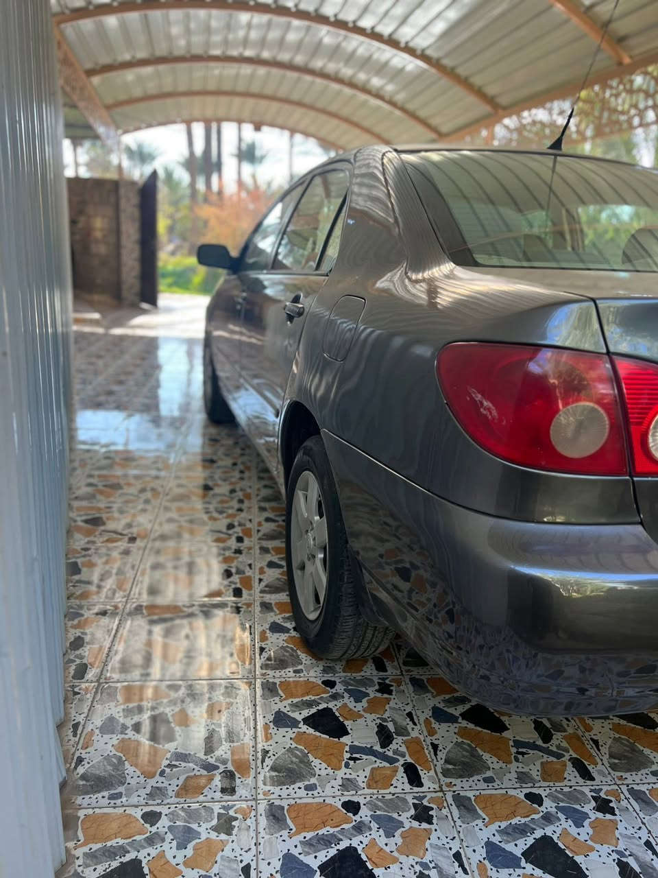 السلام عليكم للبيع كورلا نحله 2008رقم صلاح الدين دولي   محرك 1800
السياره وارد أمريكي ضرر جاملغ الأمامي 
وهلال الجاملغ الخلفي مصبوغه حزام 
كير ومحرك تبريد السياره كامله وترايهه وين ما تريد سعر السياره (88وبيهه  مجال مكان السياره الضلوعيه  ***********
***********
