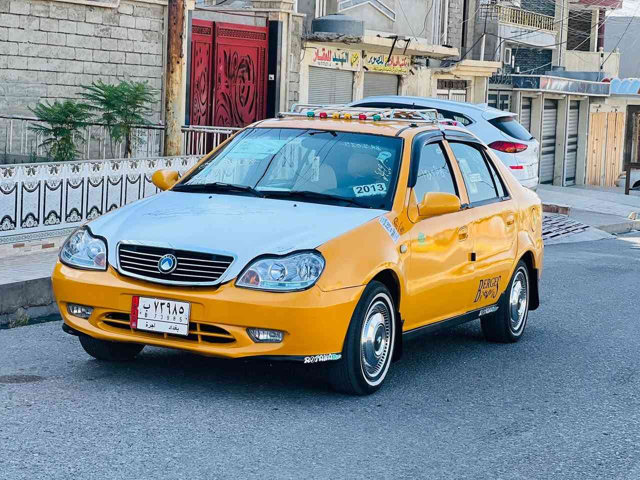 سيكي للبيع موديل 2013 مكينه وكير شرط كابون بانزين بيها  سنويه لي 2027 مشروع وطني شرط الوكاله والتحويل بل موصل هىيه 100 الف غرمات صفر 0️⃣ السعر 35 💵 وبيها مجال بسيط صبغ حزام جماليه بدون ضرر شاشه كاميره سستم سماعات 🔊 ستيرن بور عينه كلج كلو جديد سياره جاهزه ربع ما يعوزها *********** // *********** مكان السياره جانب الايمن
