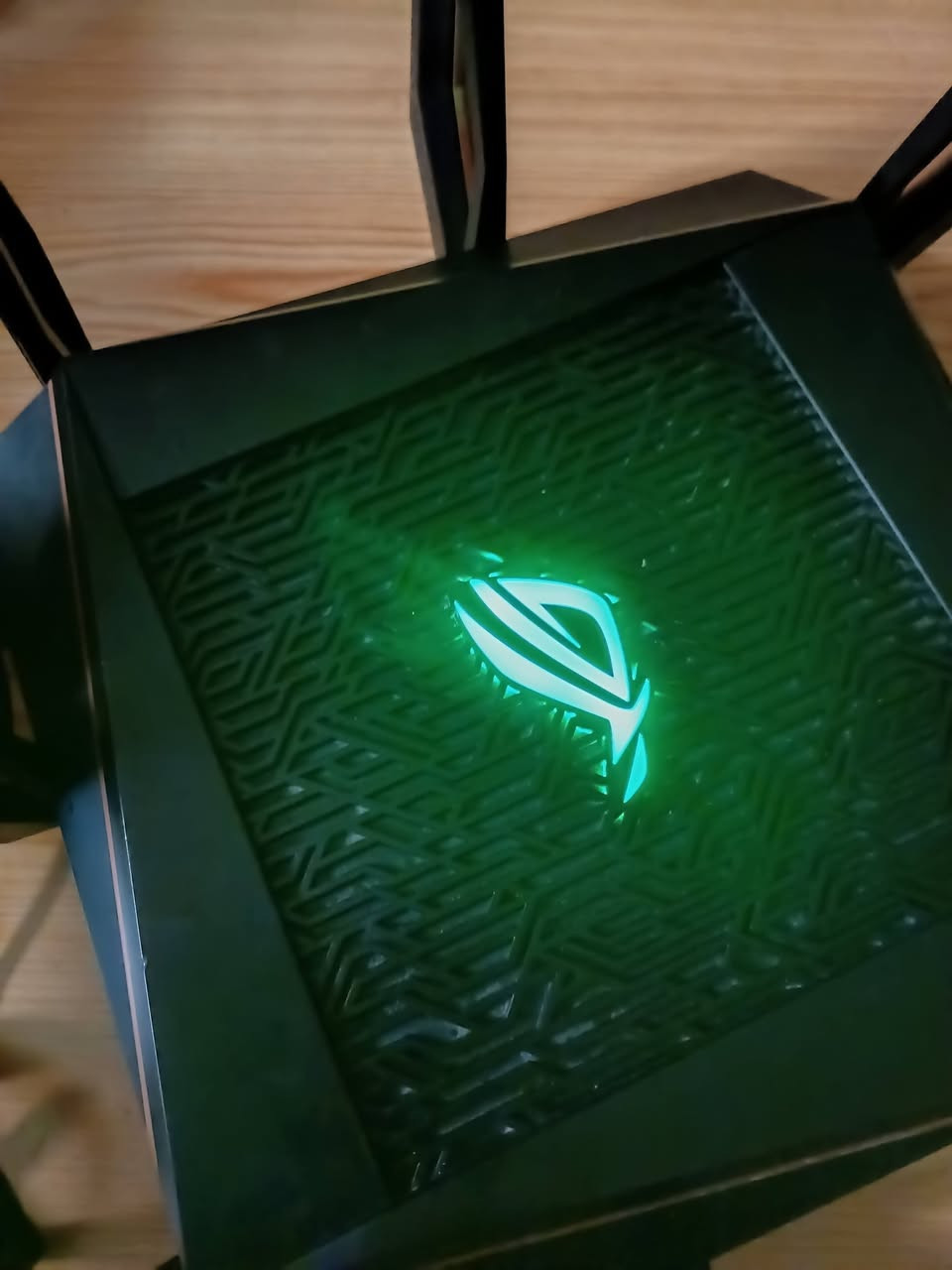 راوتر كيمنك  ASUS  للبيع

AX11000 

Wi fi 6

ألسعر  275  ألف

متوفر توصيل جميع ألمحافظات
واتساب  ***********
