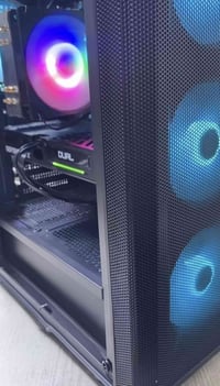 M.b b450 asus  Cpu 5600x Cpu fan rgb Ram 16 (3000)hz G.Skill RTX 5060P...