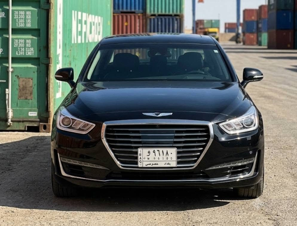 السلام عليكم جينسز G90 موديل 2019 المايباخ الكوري حجم المحرك V8 5000 اعلا موواصفات بيع او امراوس 
داخلية جلد نابا الفاخر وارد امريكي حادثها خلفي خفيف صبغ جاملغ خلفي جنطة 
مقاعد أمامية وخلفية تبريد + تدفئة
مساج للمقاعد الأمامية
تحكم كهربائي كامل بالمقاعد مع حفظ الذاكرة
فتحه البوب و الجنطة شفط 
شاشة معلومات وترفيه مع نظام ملاحة
شاشة عدادات رقمية
نظام صوت Lexicon الفاخر بـ17 سماعة
شاحن لاسلكي
كاميرات 360 درجة
حساسات أمامية وخلفية
مثبت سرعة راداري ذكي
نظام المحافظة على المسار
مراقبة النقطة العمياء
فرامل طوارئ أوتوماتيكية
إضاءة LED ذكية
ستائر خلفية كهربائية
تشغيل ودخول ذكي (بصمة)
تحكم ثلاثي بالمناخ للمقصورة
جنوط ألمنيوم أصلية قياس 19 إنش. �
السعر 235 
*********** بغداد, العراق
