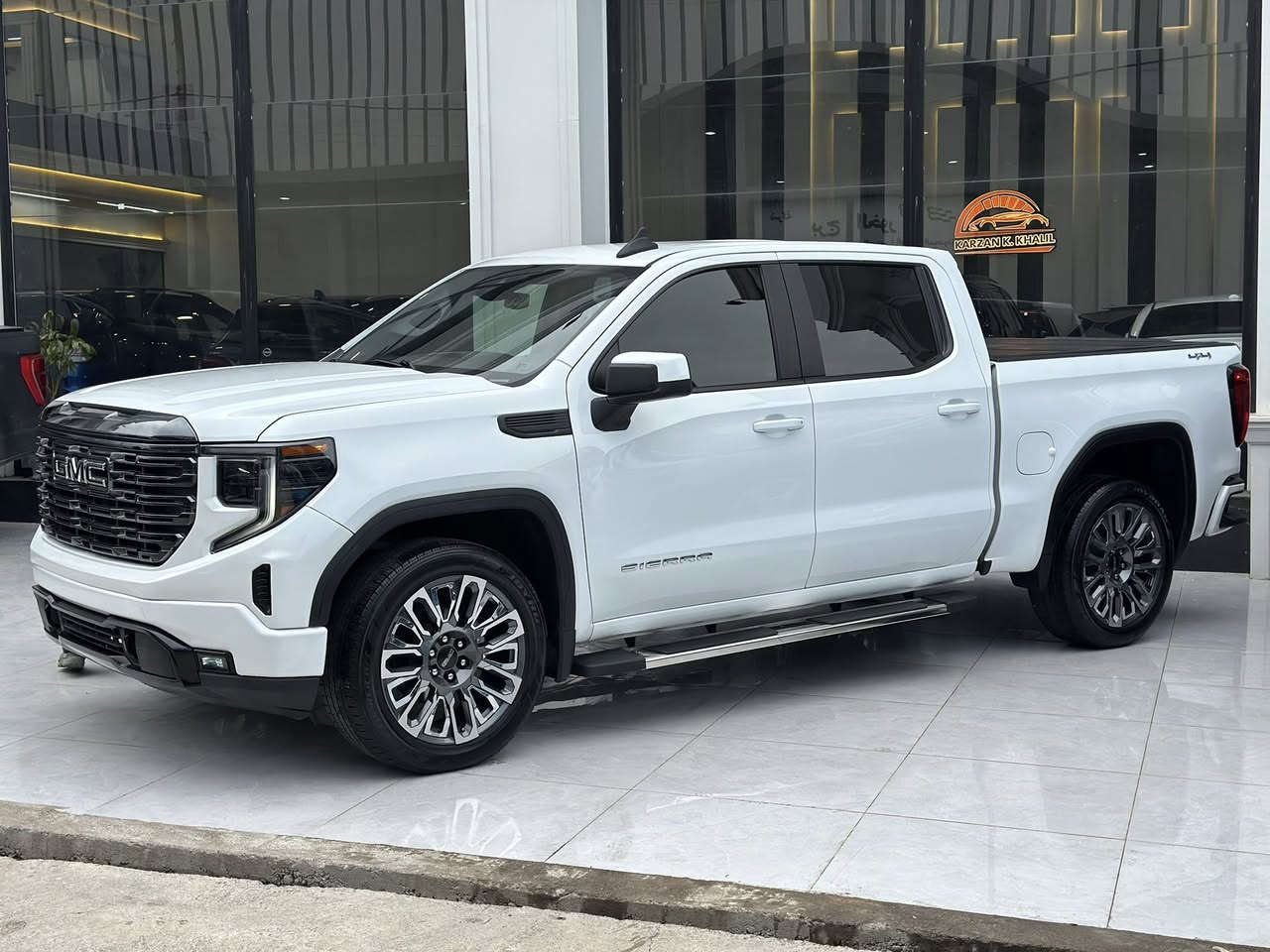 السلام عليكم
‏2024 GMC SIERRA K1500
جيمسي سيرا
رباعي AWD 4*4
كير تعليك
كشن كهرباء
رادار خلفي
رادار امامي
تحكمات ستيرن
مثبت سرعه
تحديد مسار
لايت زنون
الحادث جملغ خلفي شبر 
ايرباك سيترن راجع بلاد
باب كبير بودي قصير 
مكينة 8 سلندر 5.3
تترقم شيمالي
51الف ماشي
سعر بدون رقم 325$
عنوان السياره اربيل

***********.
