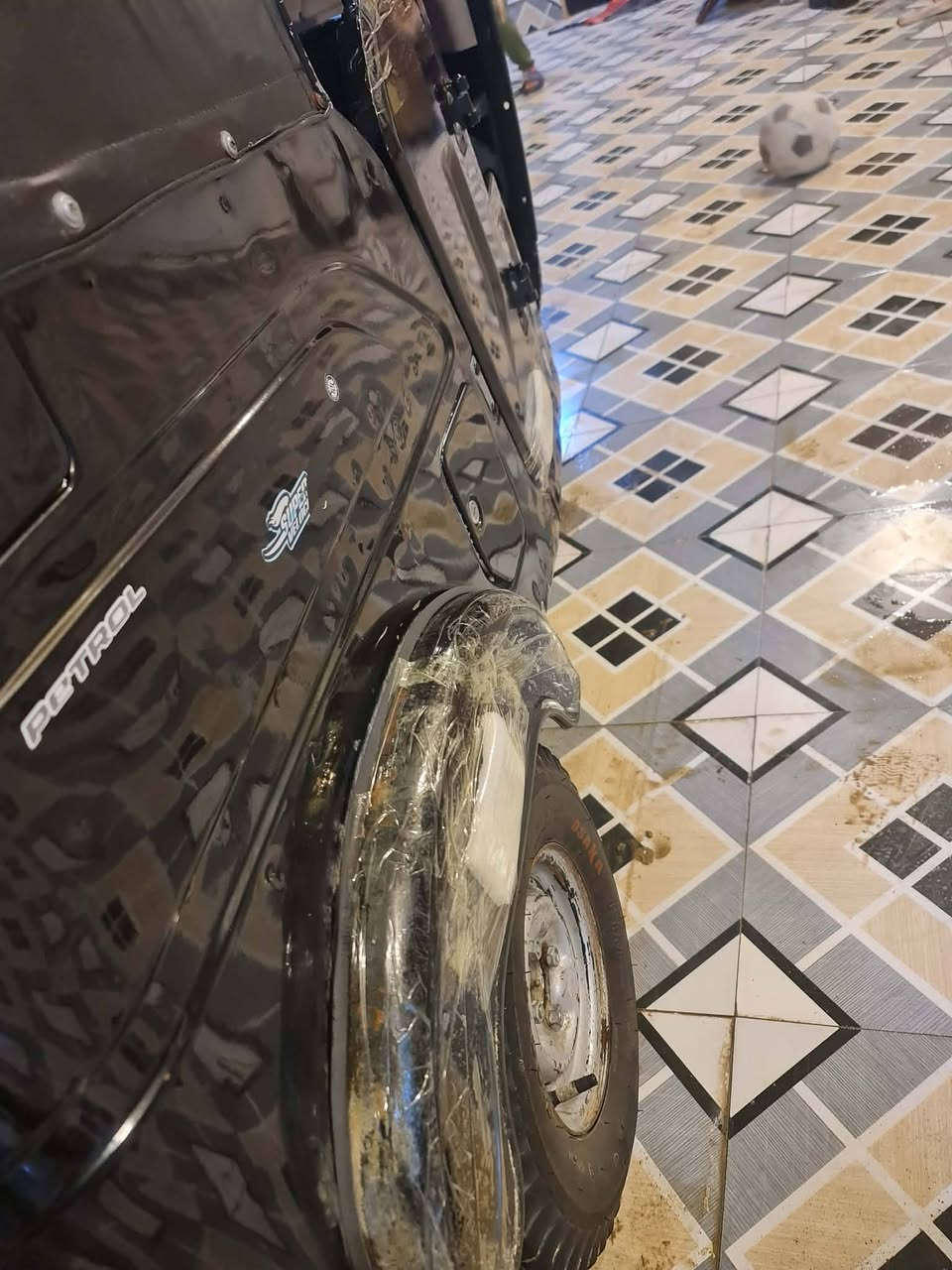 22 شهر 10 وراق اصؤلي وياك للرقم مكلف بالنشر وهاذ رقم راعية  تكتك  مكفولة كفالة عامة لا زنجيل ولا غيرة كفالة كفالة *********** سعر ٧٦٠٠ وبية مجال بسيط
