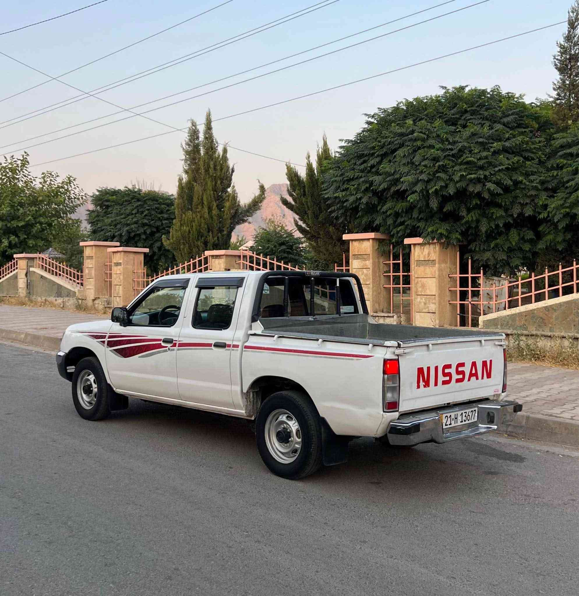 بسم الله الرحمن الرحيم *********** 
Nissan 2002  Z تەبرید و پاوەر
نیسان ٢٠٠٢ زێت تەبرید و پاوەر شاشە بلوتوس
234 هەزار ڕۆشتووە سیستەمی غازی بۆ بەستراوە
تەیای تازەیە تەقە و رەقەی تێدا نییە تەبرید وەک بەفر
هەردووک دەبۆی کلاجم تازە گۆریوە بێ مەسرەفە
مەکینەی بەشەرت دوکەلی نییە زۆر بێ عەیبە
٣ بۆ ٤ پارچە بۆیاغی هەیە سەقف و شانی هیچی نییە
لایت زینۆنە سنوی تا کۆتایی ٢٠٢٧ رەقەمی تازەیە
تعویل و غرامە بەشەرت بەگلایت و لایت تازەیە
سعری ٧٣ کەمێک مەجالە شوێن ڕانیە 
*********** ڤایبەر و واتسئاپی لەسەرە رانية, السليمانية
