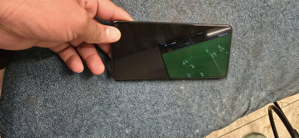 السلام عليكم بوكو اكس 7 برو ذاكره ٥١٢ مكفول من كلشي كامل ملحقات بيع او مراوس بs24  او 23
***********
