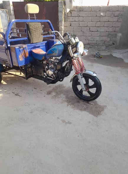 ستوته جمره
البيع وراق 2019
شاصي كفاله مكينه مفتوحه
 كهربايات كله شغاله
المكان خور الزبير
سعرمليون و400وبيه مجال
***********
