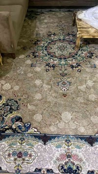 سجادة • ٢ونص×٣ونص • ٧٠٠ شانه