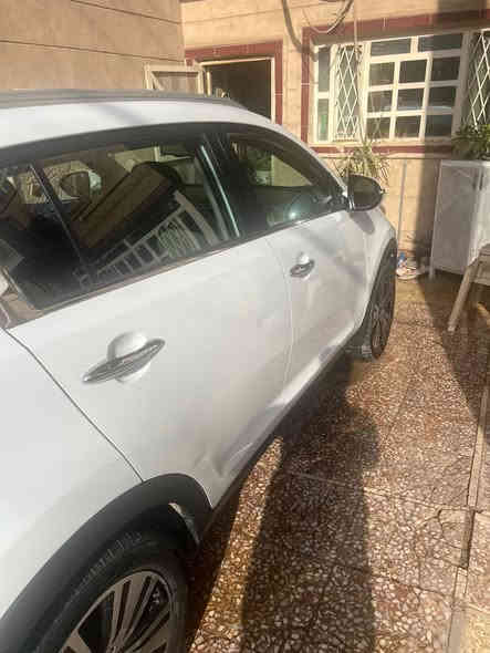 السلام عليكم
كيا سبورتج 
موديل ٢٠١٥ خليجي

بيها بداية القمارة مصبوغة اثر طابوك استارة بيت 
الصورة ضمن الصور
وبيها  جاملغ امامي مبدل جهة الصدر

سيارة جاهزة كير محرك صدر تبريد 
رقم بغداد الجديد شرط التحويل

مكان السيارة بغداد كاظمية
السعر ١٣٠ 

للاستفسار 
***********
