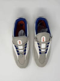 نايك زووم vertebrae شكل الحذاء مستوحى من شكل العامود الفقري  , باله في...