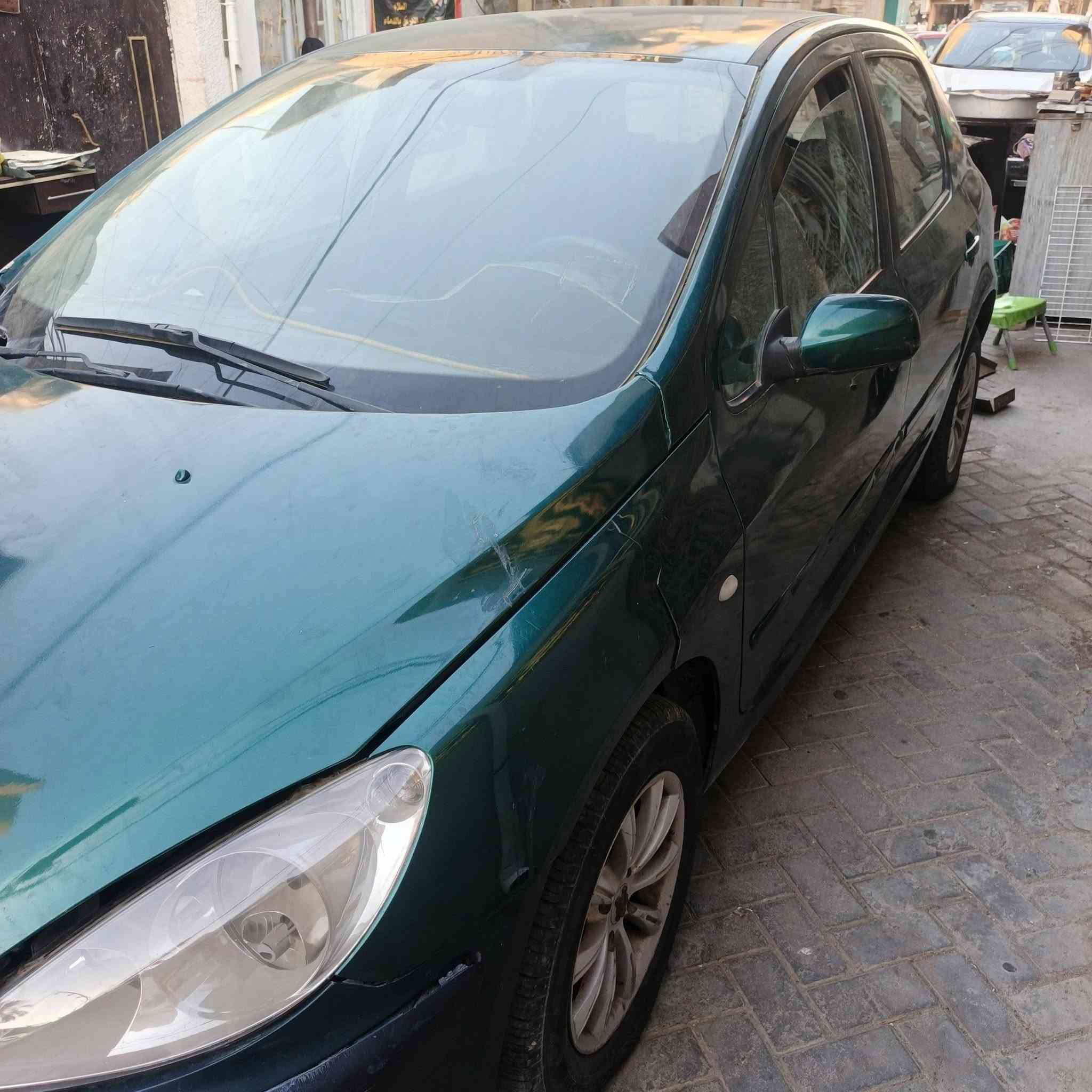 بيجو فرنسي 2005  3007
رقم نجف الماني نقصها گازگيت سياره شغاله/ سعر 20 وبيها مجال 
مكان سياره بغداد 
رقم ***********
