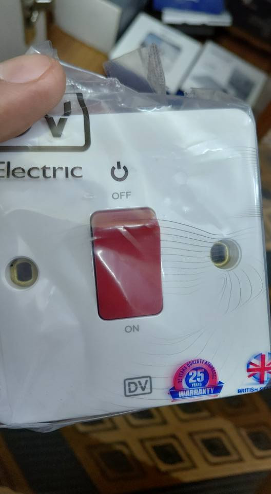 . مجمع العراق تجهيز كافه الكهرباء الصحيات احدث الموديلات  بالاسعار لمجمع العراق عنوان النجف الاشرف يوجد لدينا خدمه توصيل الى جميع محافظات العراق ***********واتساب*********** النجف, العراق
