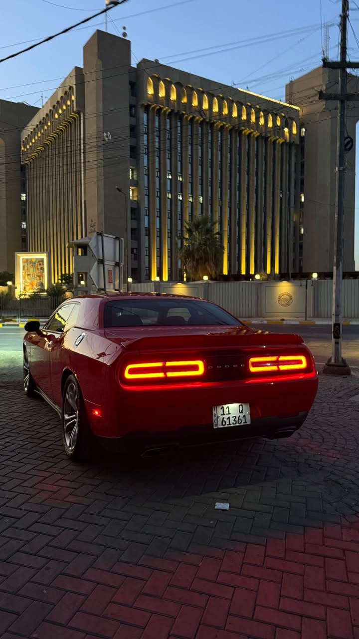🚗 للبيع دودج جالنجر R/T 🔥 8 سلندر HEMI

للبيع دودج جالنجر فئة R/T
لون أحمر ملكي يخبل ❤️‍🔥
محرك 8 سلندر (V8 HEMI) 

المواصفات:

* شاشةوسط  
* كاميرا خلفية 
* جنوط رياضية
* إطارات بحالة ممتازة

الحالة:
السيارة نظيفة جداً استخدام شخصي
حادث خفيف (جاملغ وبنيد) وتم التصليح بشكل ممتاز ✔️
ما بيها مشاكل وجاهزة تمشي

📊 الممشى: 50 ألف كيلو
🇺🇸 وارد: أمريكي

💰 السعر: 175 قابل للتفاوض البسيط
📍 الموقع: بغداد
***********
