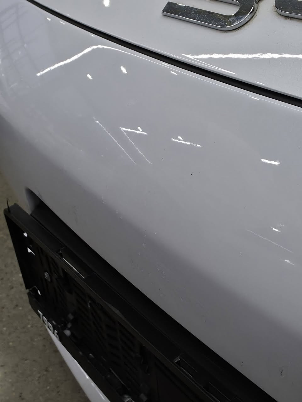 تحية طيبة
يتوفر سيارات  BYD (متضرر) (زيرو) (زيرو) (زيرو)  بدون ارقام
اخوان رجاء بدون عملة الاسعار قفل✅️وصافي ✅️
وكالاتي: 
سيل5 
الضرر : تكحيل دعامية امامية +خلفية
السعر:  17:800 

سيل 5 : 
الضرر : كسر عدسة الكامرة 
السعر:  17.800 قفل  

دستروير : 
الضرر : شاشة محتركة 
السعر  : 17.900 قفل 

اخوان هاي الاسعار قفل ونهائية✅️
  
للتواصل : ***********
العنوان : البياع

السيارات اعلاه زيرو+  غير مرقمة
الاسعار شاملة الدلالية وكلشي✅️
يعني تسلم صافي
