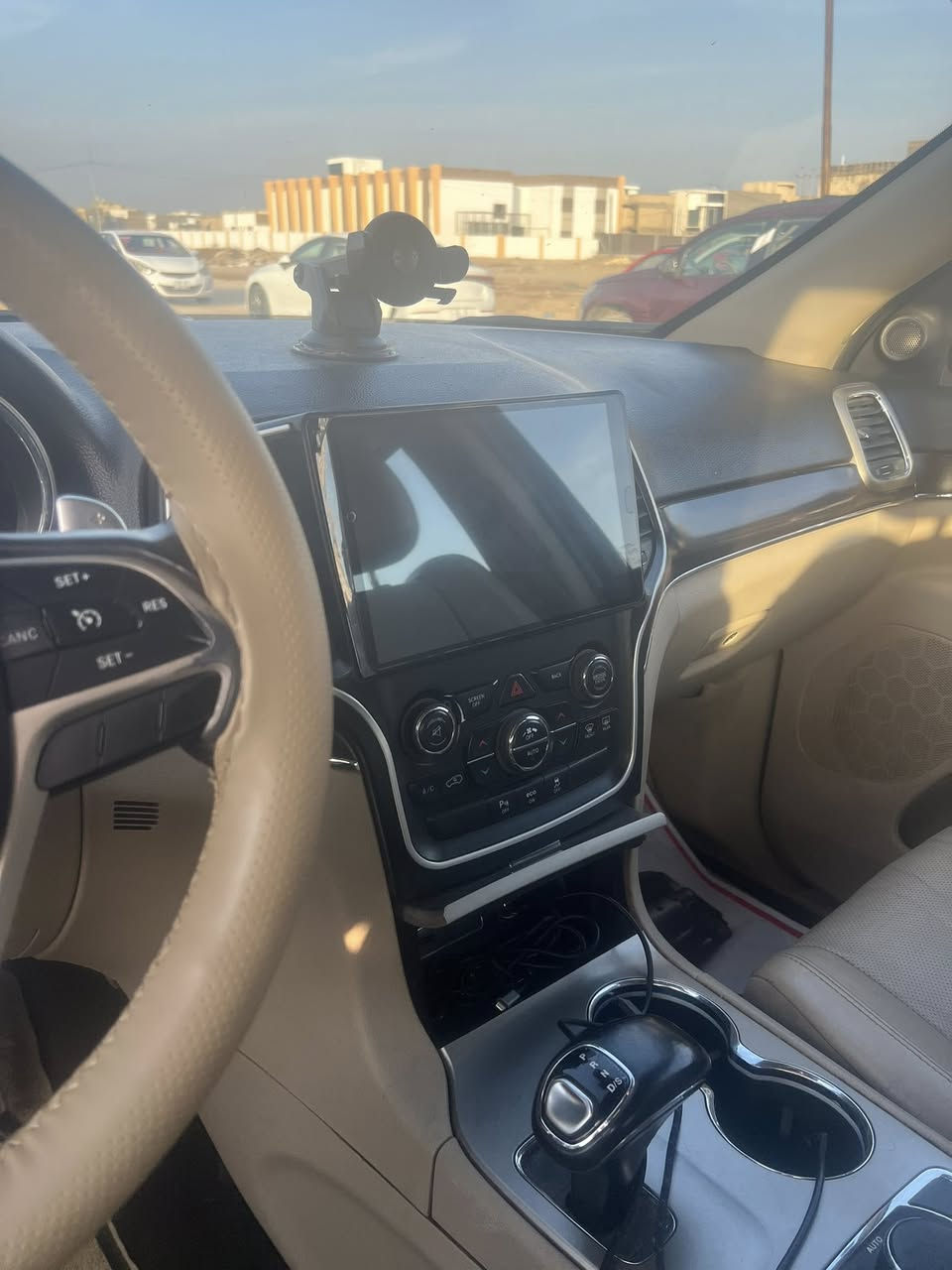 جيب خليجي مودل 14 لمتد بأسمي بيها صبغ مكان قبغ البانزين مكاني محافظة واسط السعر 245 وبيها مجال مبايل *********** واتساب واتصال متواجد
