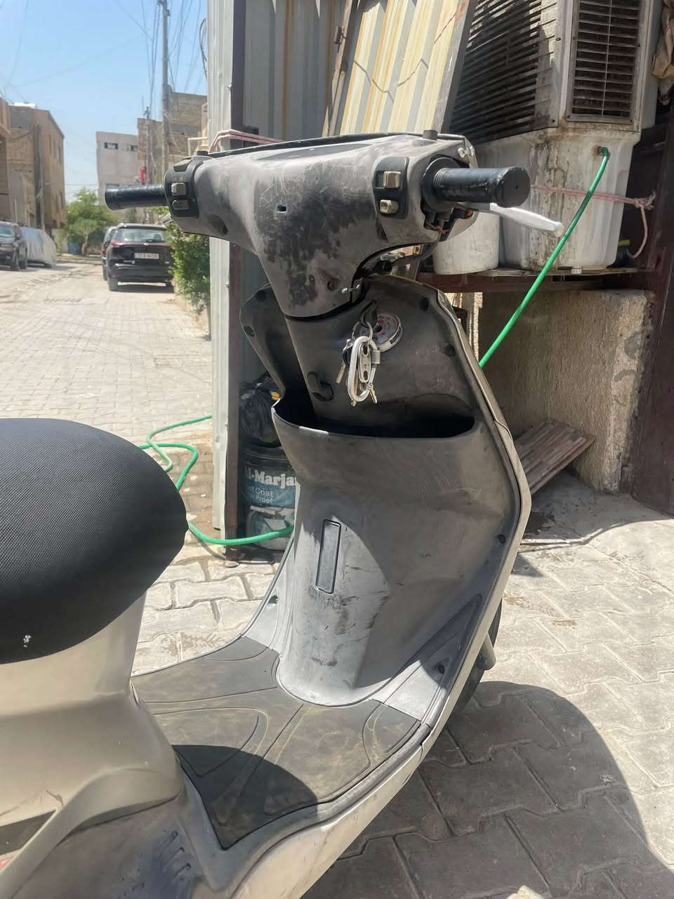 بريز للبيع   مكينة متنسمع كابريتر بلاد كهربائيات كاملة سلف هندر  سعر٦٠٠ وبيها مجال  مكان حرية مدخل البستان. ***********
