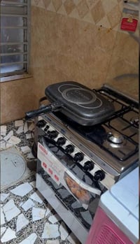 طباخ • شهر واحد • نضيف