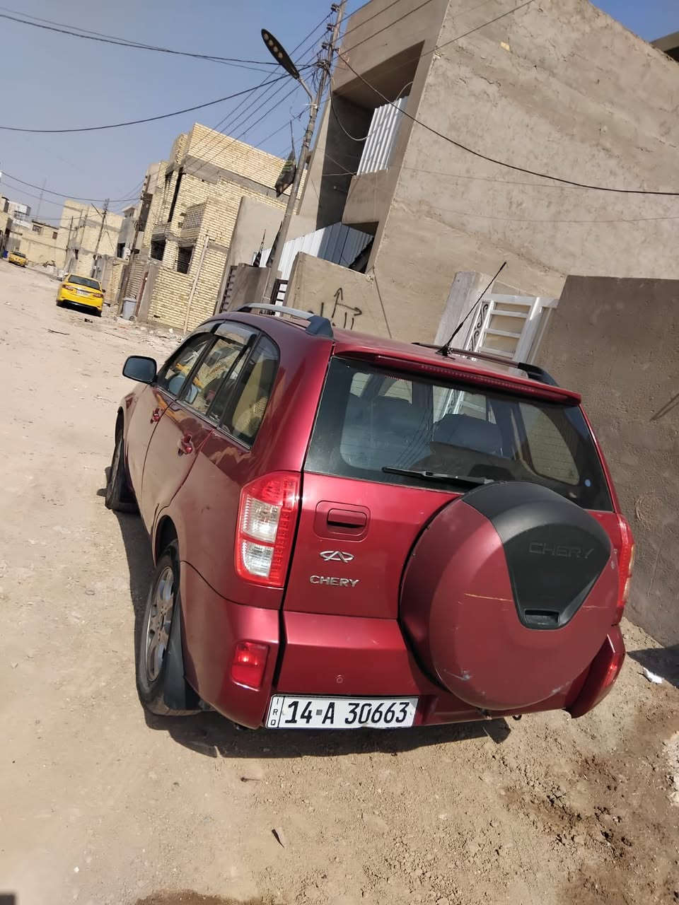 السلام عليكم
تيكو موديل ٢٠١٣ 
مصبوغه حزام بيه ضربه جاملغ صفحه السايق 
كير كهرباء مكينه خير من الله 
صدر  امامي خلفي جديد
تخم تاير جديد
دواخل نضيفه
السياره بأسمي هزه جديده رقم دولي بصره جديد

بيه نواقص جدا بسيطه

مكان السياره بغداد الامين

السعر ٤٥ وبيه مجال

للاتصال ***********
