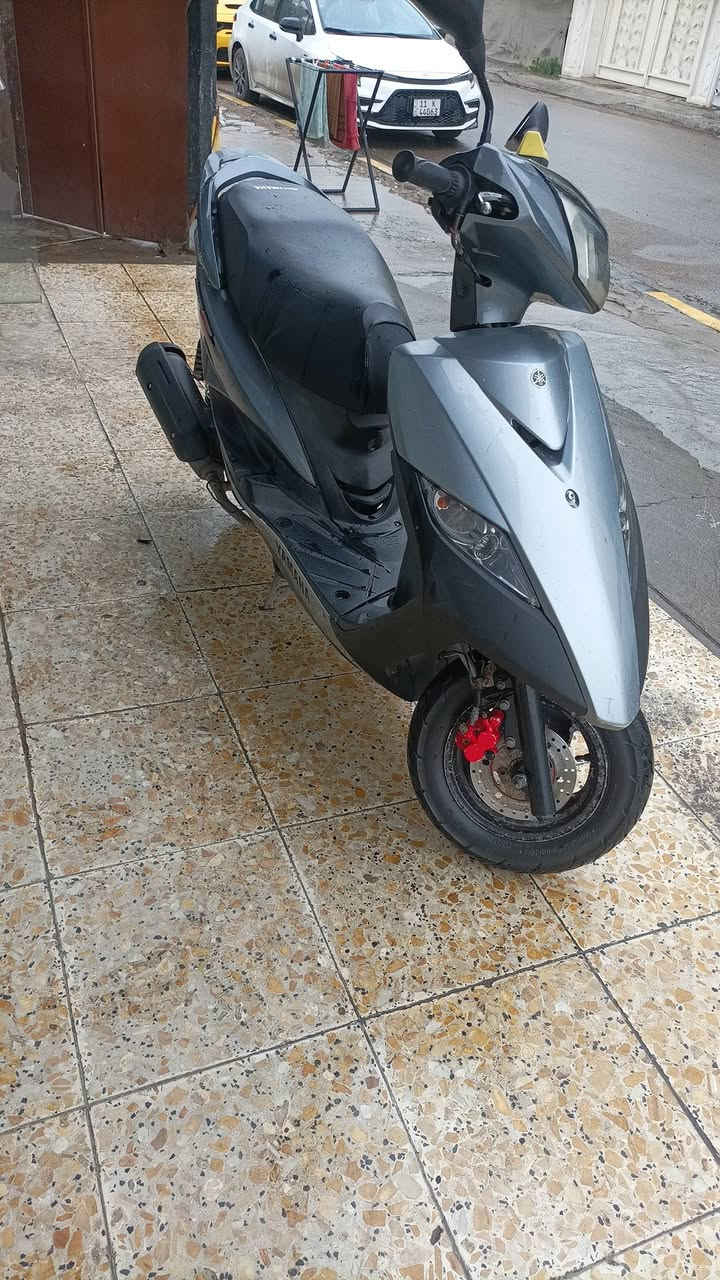 السلام عليكم من رخصت الادمن شباب ثعلب نوزل صار شهرين نازله رمبه كل نقص مابيهه الدراجه الدراجه شلعتهه اتخبل كامله شغل وطلع جيب اوياك ورشه مال فيتريه السعر 850 بيهه مجال بصيط للطيبين ***********
