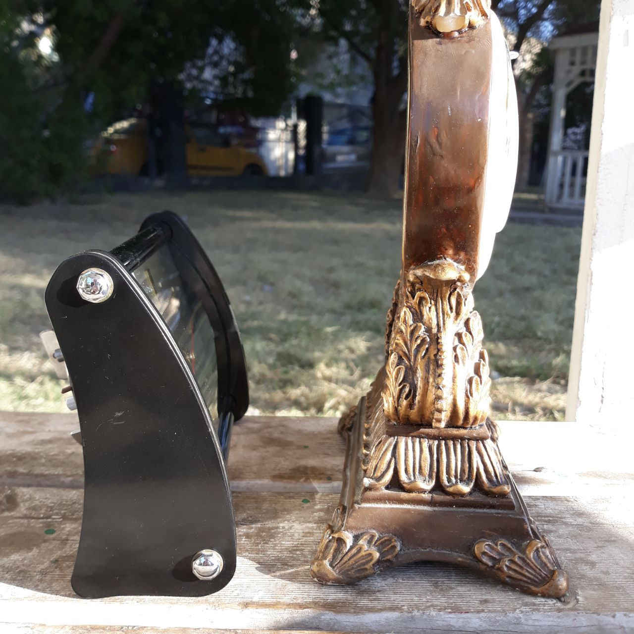 شاعتين وحدة صينية سودة تكويك ذات منبه و جرس استيراد الاجهزة الدقيقة و الاخرى صينية كوارتز منصوبة ع تمثال مصنوع من مادة الخزف بدون جرس  

قطع جميلة جدا 

مكفولة من اي عطل او خلل تعمل 100 % يوجد توصيل لكل محافظات العراق 

كما موضح في الصور و الفيديو

السعر مباشرة على الخاص


**إذا كنت صاحب هذا الإعلان وتريد حذفه لأي سبب، رجاءا أرسل رسالة إلى الدعم الفني**